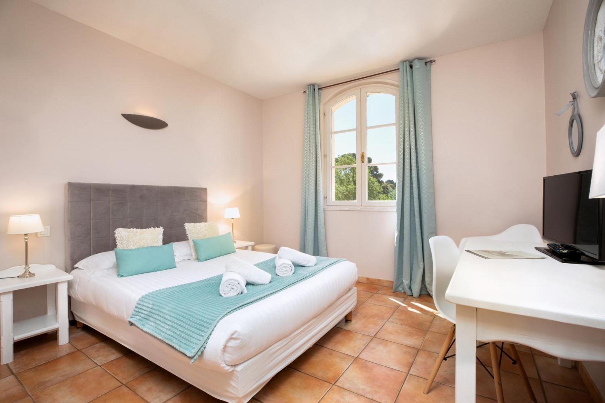 Hotel La Bastide Saint Martin Carcassonne Room photo