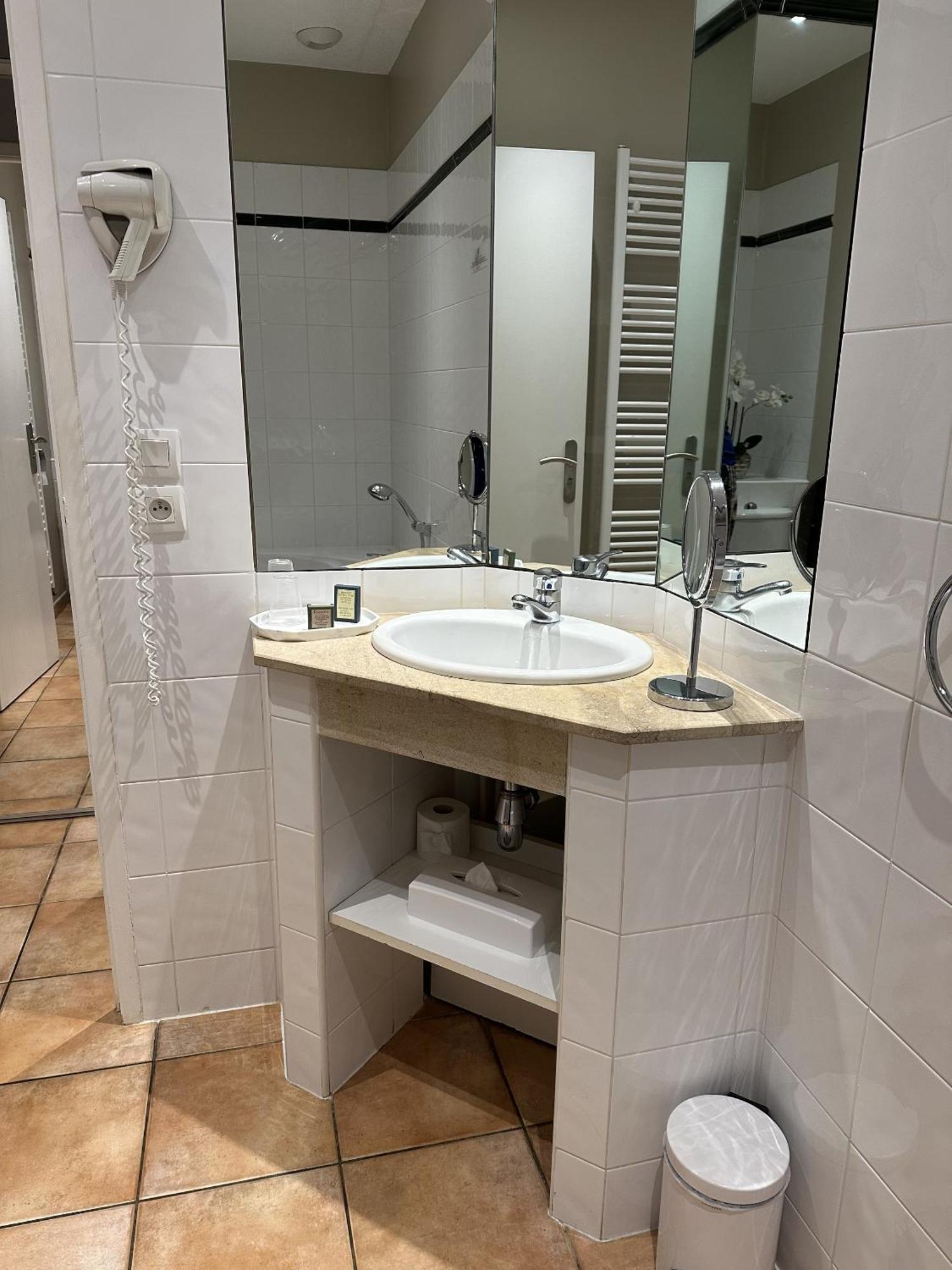 Hotel La Bastide Saint Martin Carcassonne Room photo