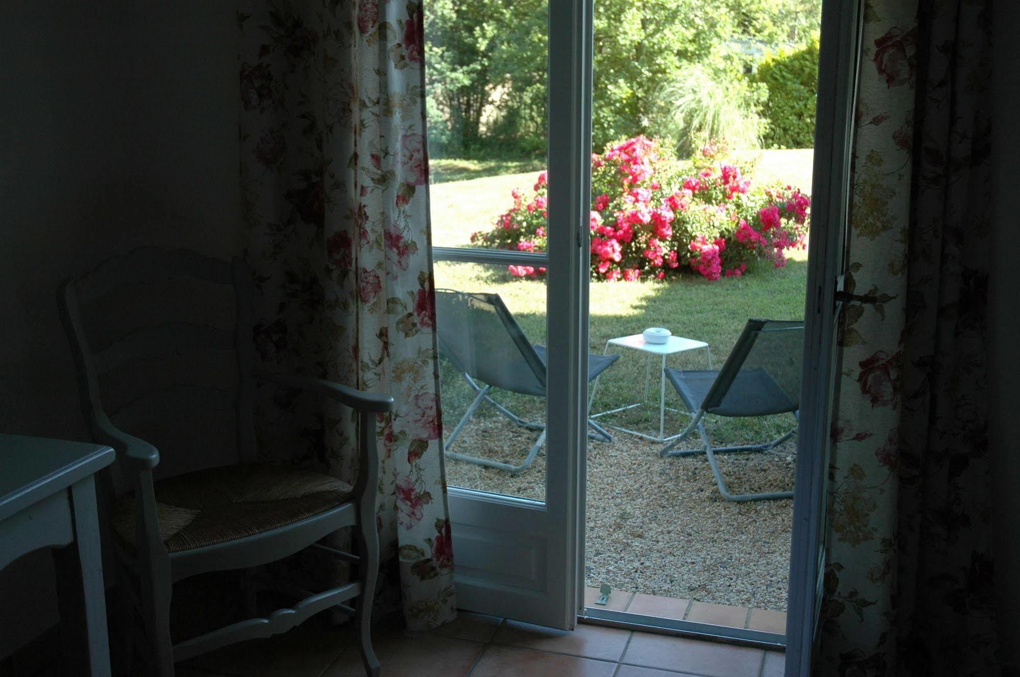 Hotel La Bastide Saint Martin Carcassonne Exterior photo