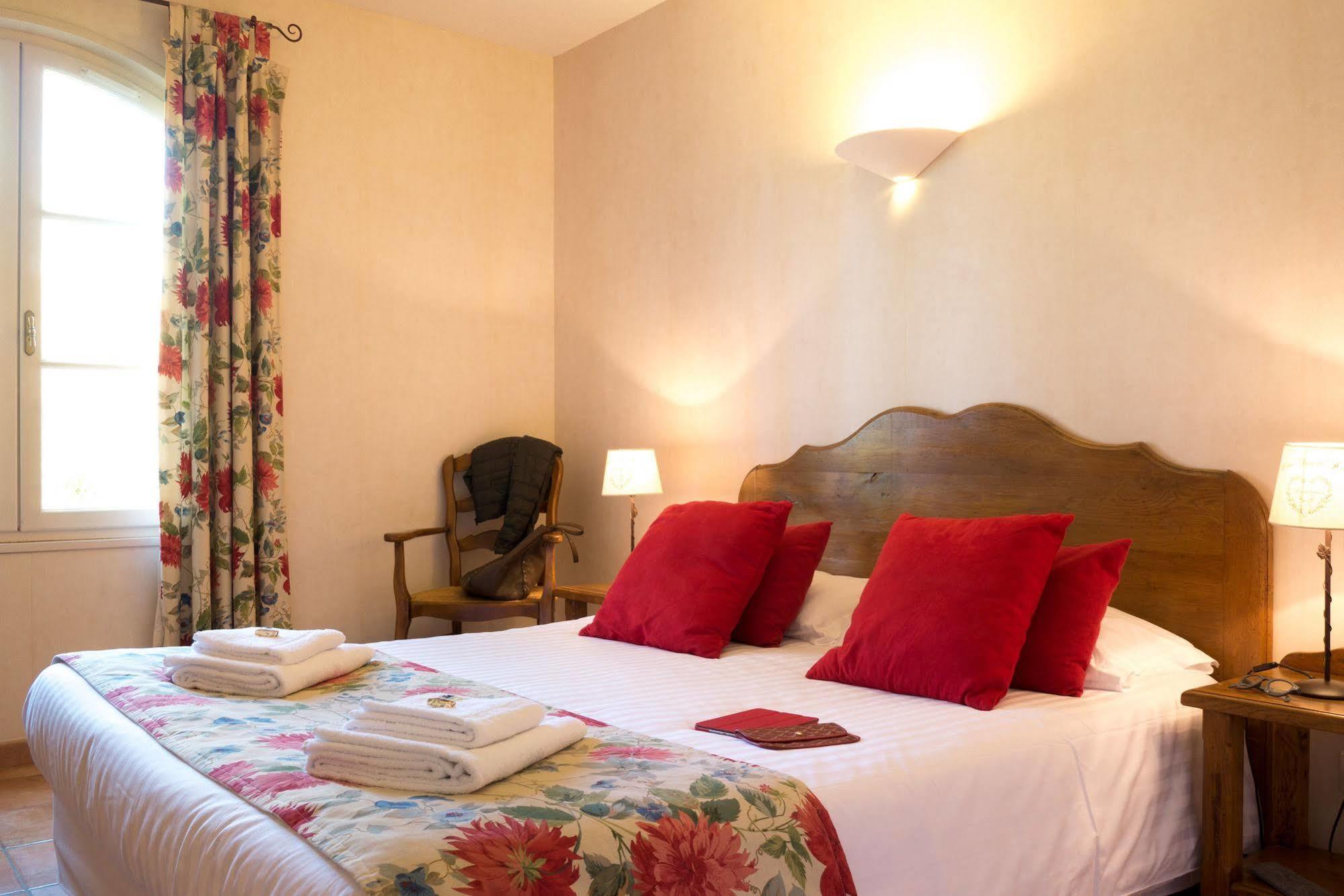 Hotel La Bastide Saint Martin Carcassonne Exterior photo